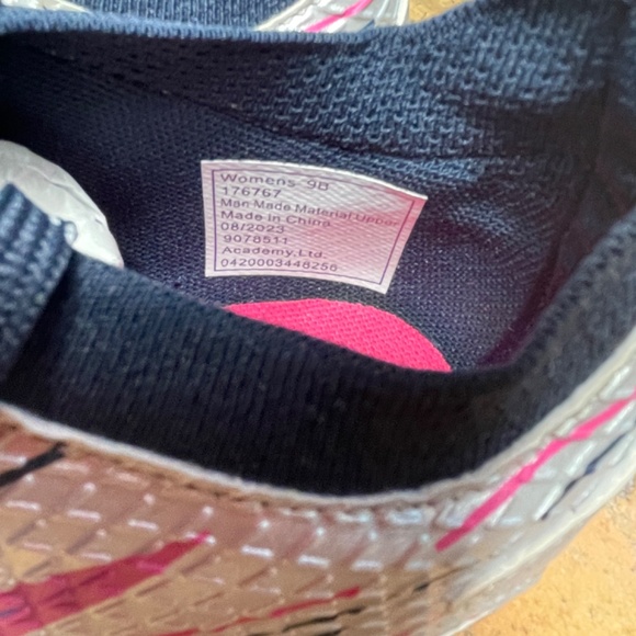 Cleats - Picture 2 of 5